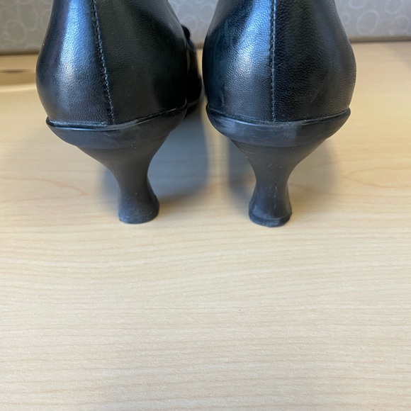 Antonio Melani pumps - Picture 2 of 3